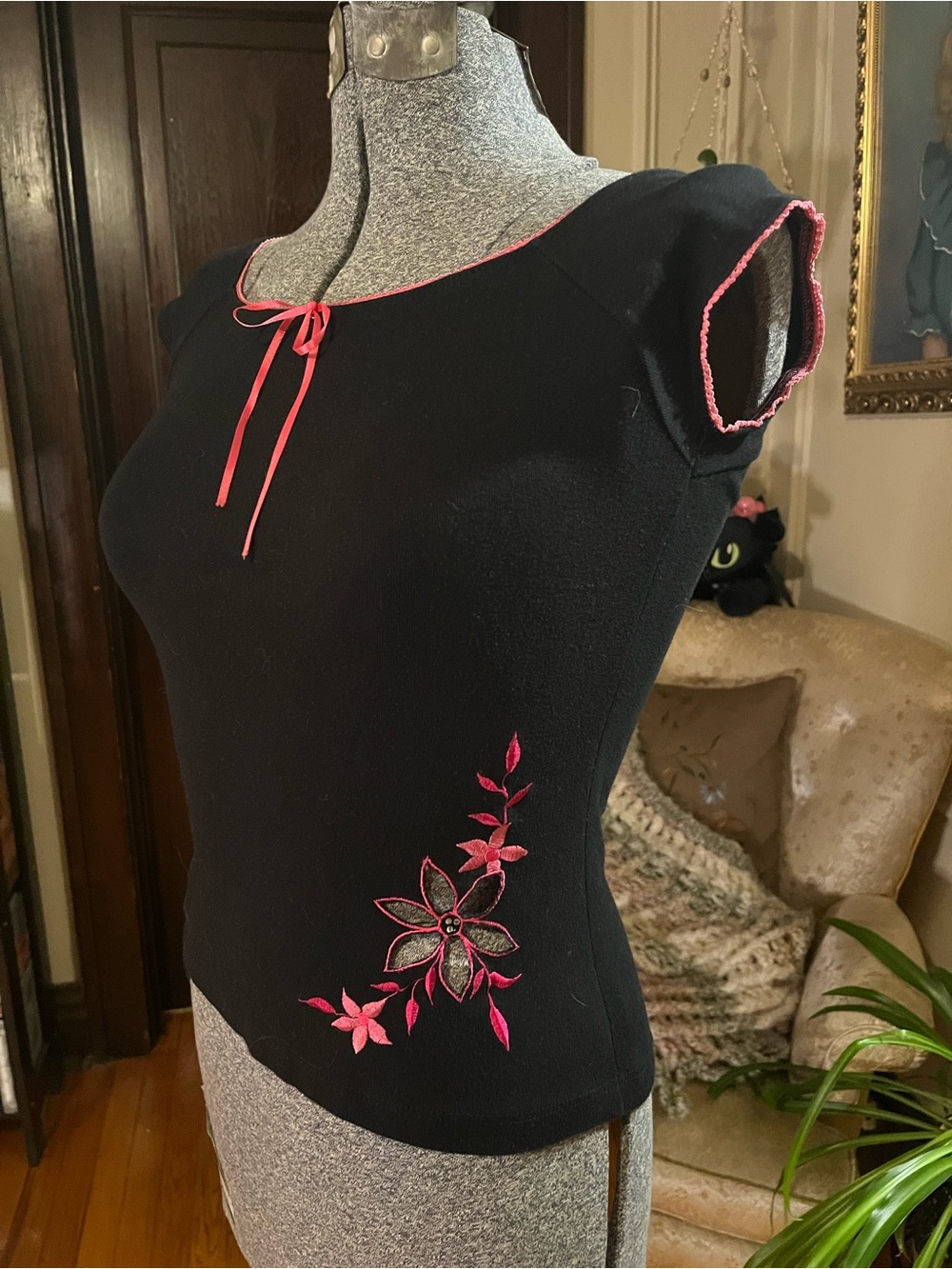 Papaya Black Short Sleeve Scoop Top with Pink Floral Embroidery